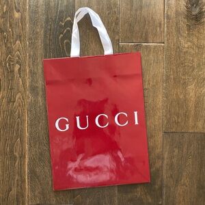 Gucci Shopping Bag